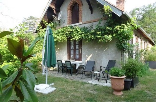 Ligny-le-Ribault Cottage | Gite Ligny-le-Ribault, studio flat, 2 persons