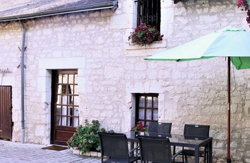 Ligre Cottage | Gite Ligré, 7 bedrooms, 15 persons