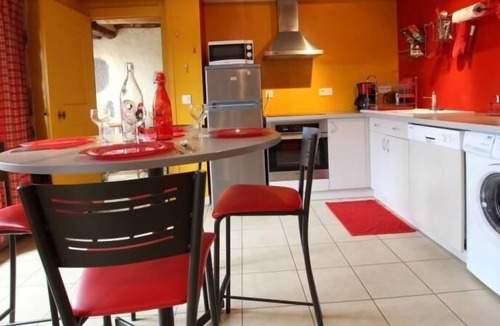 Lissac Cottage | Gite Lissac, 2 bedrooms, 4 persons