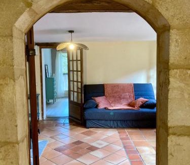 Saint-Martin-des-Combes House | Gite Loriot