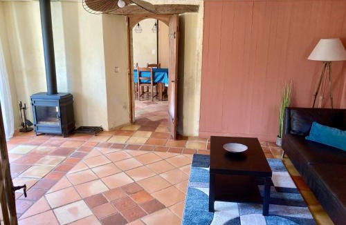 Saint-Martin-des-Combes House | Gite Loriot