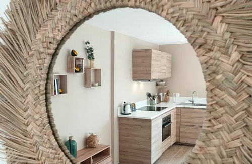 Luzarches Cottage | Gite Luzarches, 2 bedrooms, 4 persons