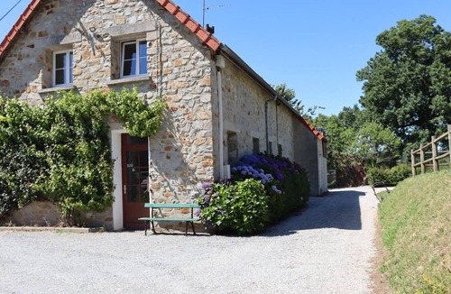 Le Lorey Cottage | Gite Marigny-le-Lozon-Marigny, 3 bedrooms, 5 persons
