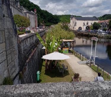 Courgeac House | Gite Magic Couples only one level spacious Gite