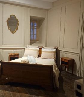 Tulle Apartment | Gite Maison Loyac