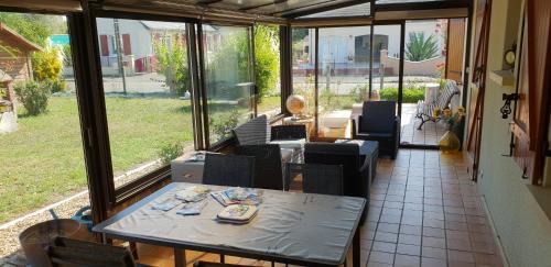 La Suze-sur-Sarthe Apartment | GITE MAISON prox le mans circuit et zoo la fleche a 18kms