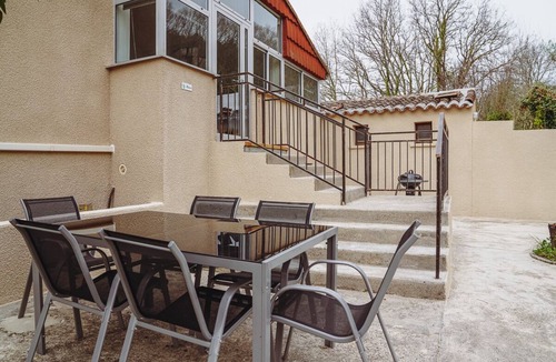 Vallon-Pont-d'Arc Cottage | Gite Malone