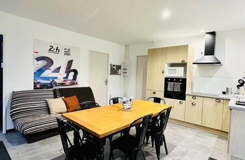 Mansigne Cottage | Gite Mansigné, 2 bedrooms, 5 persons