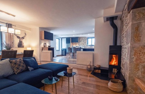 Puycelci Ski Chalet | Gite Mantely - Heated Pool & Nature