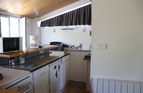 Saint-Hilaire-la-Palud House | Gite marais poitevin, loft style, indoor SPA and free wifi
