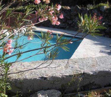 Mandagout House | Gite Mas Des Combes
