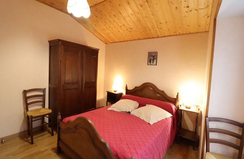 Massiac Cottage | Gite Massiac, 2 bedrooms, 5 persons