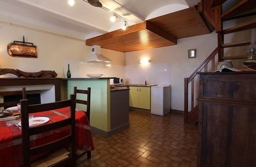 Mazeyrat-Aurouze House | Gite Mazerat-Aurouze, 2 bedrooms, 4 persons