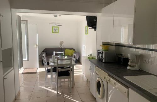 La Courneuve Apartment | Gite Mella