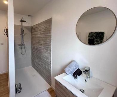 Saint-Remy-Boscrocourt House | Gite MIRABELLE