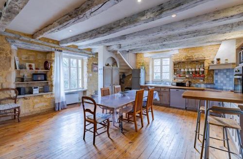 Sainte-Mondane Apartment | Gite Monfort