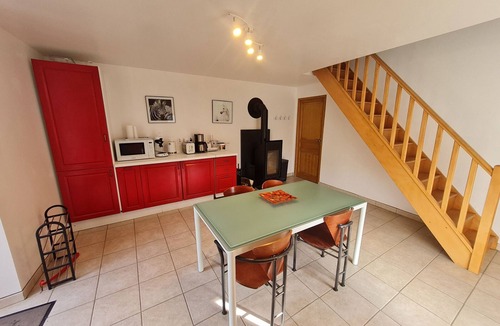 Mont-le-Vignoble Cottage | Gite Mont-le-Vignoble, 2 bedrooms, 4 persons
