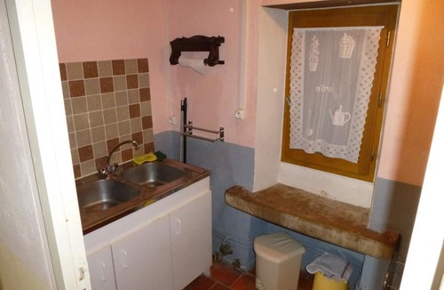 Montoldre Cottage | Gite Montoldre, 1 bedroom, 2 persons