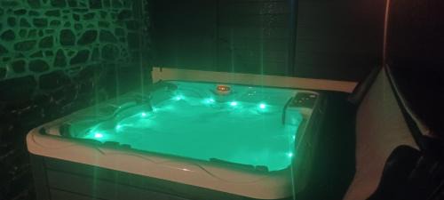 Trelevern House | GITE MORGANE Spa privatif et Sauna