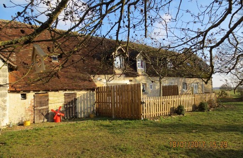 Nazelles-Negron Cottage | Gite Nazelles-Négron, 2 bedrooms, 3 persons