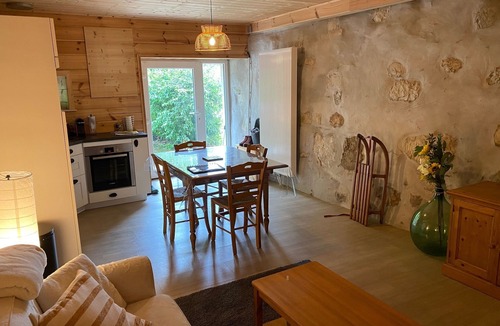 Ceyzerieu House | Gite * near Lac du Bourget