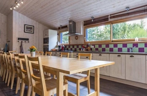 Nort-sur-Erdre House | Gite Nort-sur-Erdre, 5 bedrooms, 14 persons