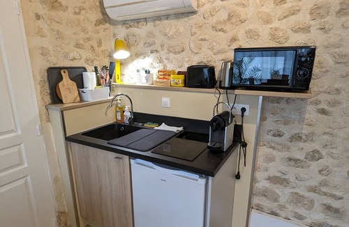 Olivet Cottage | Gite Olivet, studio flat, 4 persons