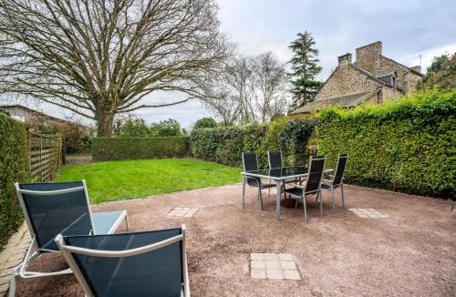 Lanvallay House | Gite Palombe