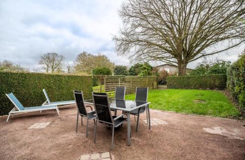 Lanvallay House | Gite Palombe
