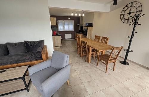 Peigney Cottage | Gite Peigney, 2 bedrooms, 4 persons