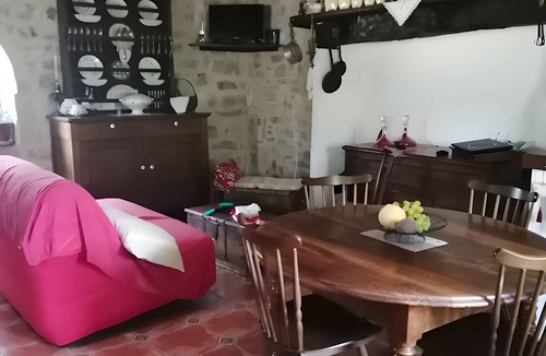 Padirac House | Gîte Petit Gouffre d'Amour with Private Garden, Wi-Fi, and Air Conditioning