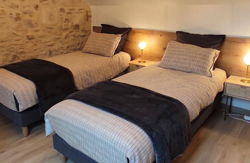 Pierrefonds House | Gite Pierrefonds, 2 bedrooms, 4 persons