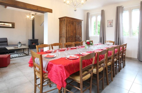 Pissy-Poville House | Gite Pissy-Pôville, 6 bedrooms, 14 persons