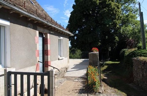 Pleaux Cottage | Gite Pleaux, 3 bedrooms, 6 persons