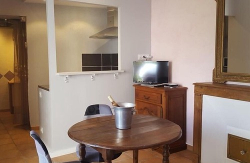 Pontlevoy Apartment | Gite Pontlevoy, 1 bedroom, 2 persons
