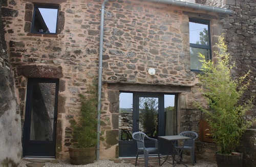 Broquies Cottage | Gite Puech de Costrix: Retreat in Nature, Isolated Hamlet
