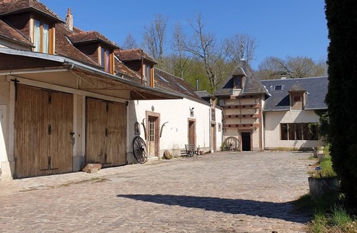 Hermeray Cottage | Gite Raizeux, 4 bedrooms, 8 persons