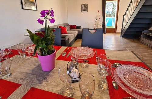 Segry House | Gite Ségry, 2 bedrooms, 6 persons