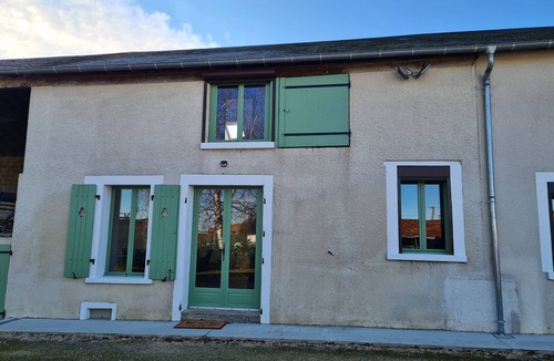 Segry Cottage | Gite Ségry, 2 bedrooms, 6 persons