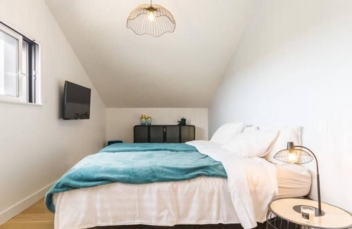 Saint-Hilaire-de-Clisson Cottage | Gite Saint-Hilaire-de-Clisson, 2 bedrooms, 5 persons