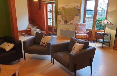Saint-Romain-Lachalm House | Gite Saint-Romain-Lachalm, 5 bedrooms, 9 persons