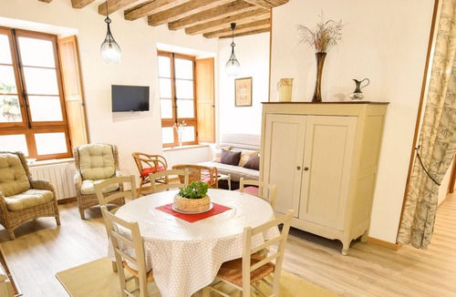 Sable-sur-Sarthe House | Gite Sablé-sur-Sarthe, 2 bedrooms, 6 persons