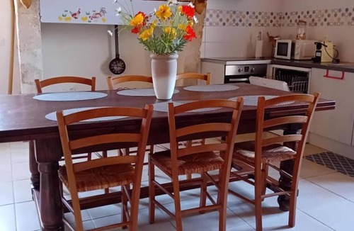 Saint-Front-de-Pradoux Cottage | Gite Saint-Front-de-Pradoux, 3 bedrooms, 6 persons