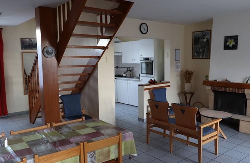 Saint-Leonard-des-Bois Cottage | Gite Saint-Léonard-des-Bois, 3 bedrooms, 6 persons