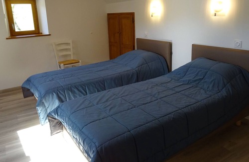 Sainte-Eulalie-d'Olt Cottage | Gite Sainte-Eulalie-d'Olt, 3 bedrooms, 8 persons