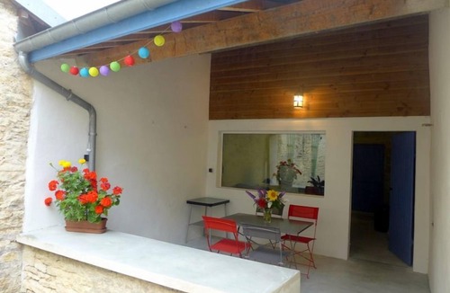 Chateauvillain House | GITE SIMONE DE BEAUVOIR