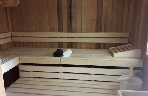 Chasselay House | Gite Stone & Spa