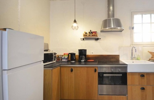 Mondragon House | Gite Syrah