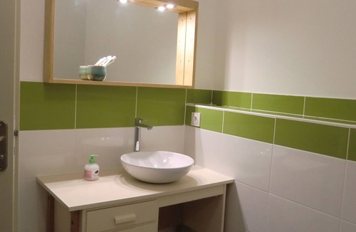 Baixas Apartment | Gite T2, near village Perpignan