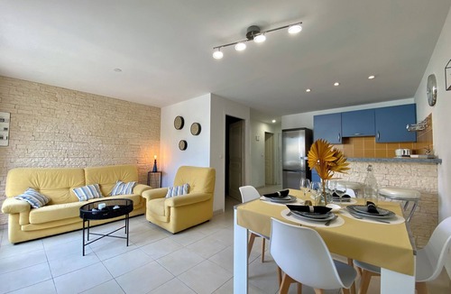 Saint-Jean-de-Barrou Apartment | GITE THYM IN THE HEART OF AN OLIVE GROVE